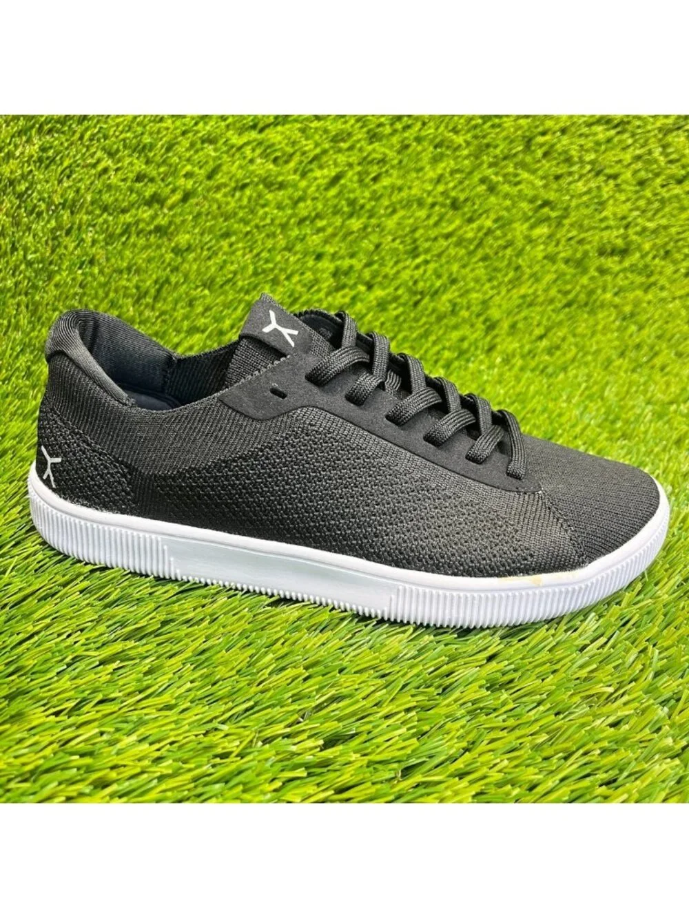 Flux Adapt Trainer Black White Womens Size 6 Barefoot Minimal Running Shoes